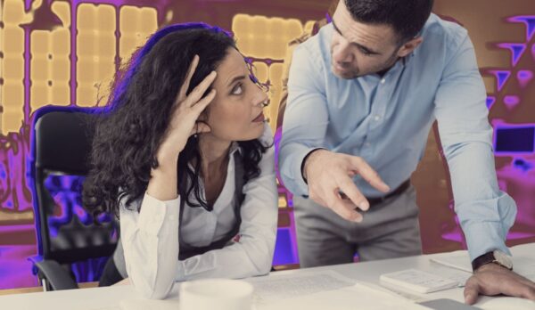 Cultura Corporativa Tóxica: Frases que Alertan sobre Problemas