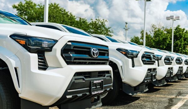 Toyota invierte $3.6B en reubicación: impacto en cadenas de suministro global