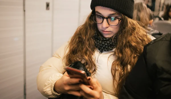 Restricciones a Redes Sociales: El Desafío Empresarial de Perder Datos de Consumidores