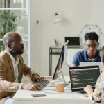 5 Estrategias de IA para Monetizar tu Empresa: El Modelo de Microsoft