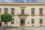 Hoteles Históricos: Inversión Rentable en Patrimonio y Lujo